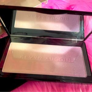 Kevyn Aucoin Ibiza Highlighter NEW in BOX